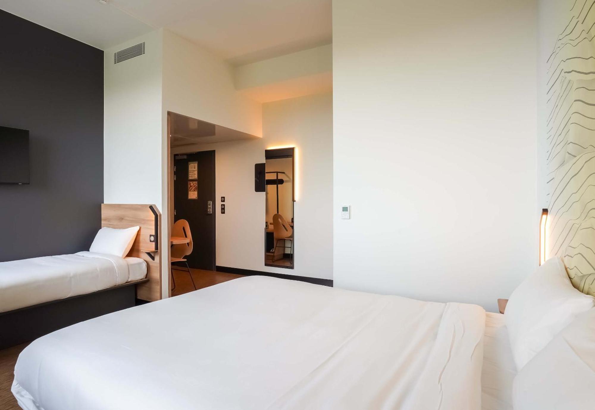 B&B Hotel Paris Porte D'Orleans モンルージュ エクステリア 写真