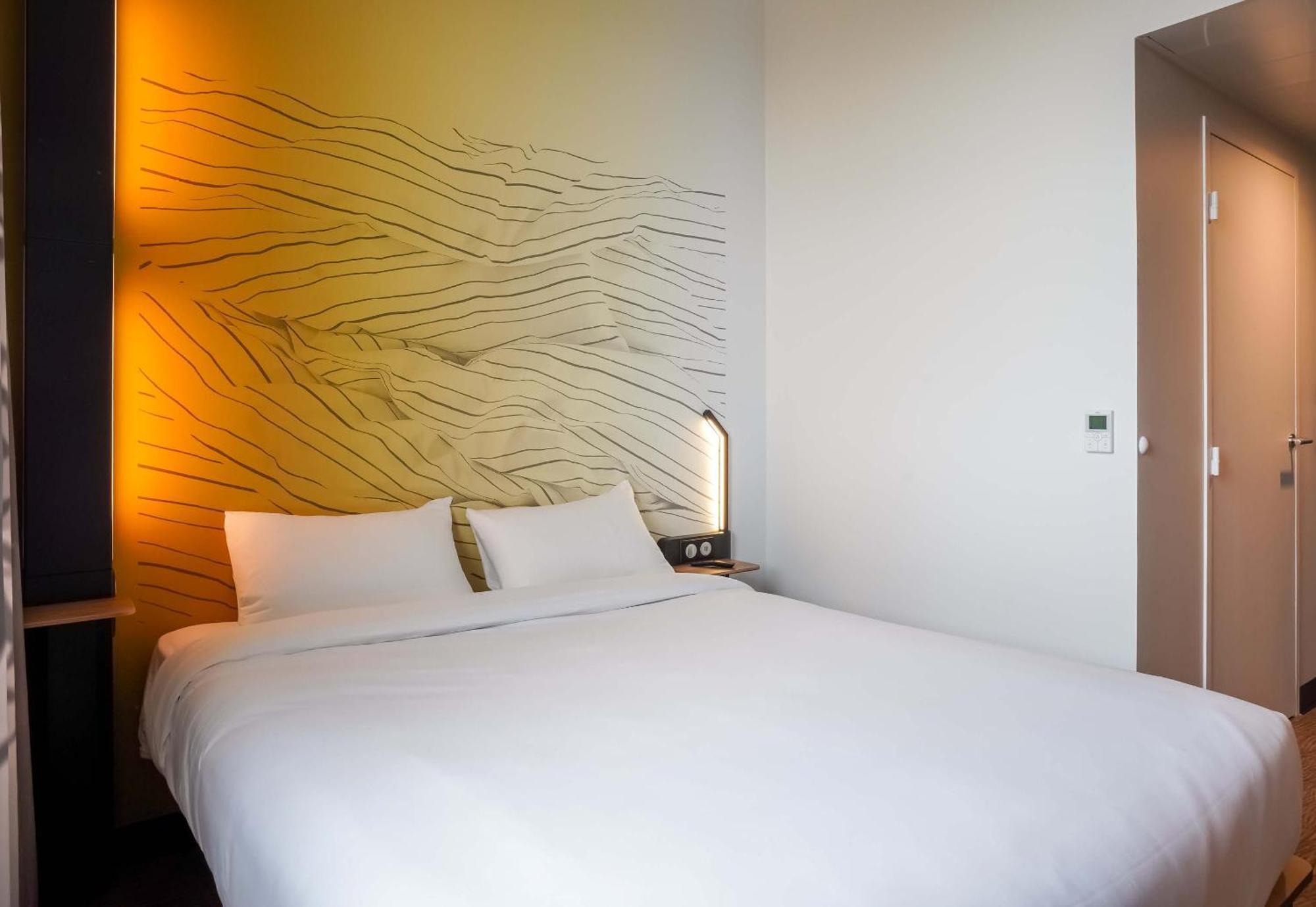 B&B Hotel Paris Porte D'Orleans モンルージュ エクステリア 写真